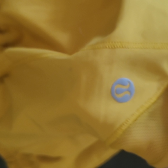 Lululemon Hotty Hot Shorts - Picture 4 of 5